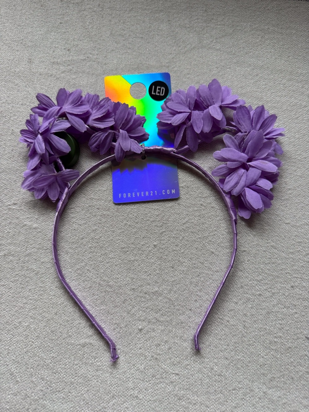 LED headbands 1 not used 1 used